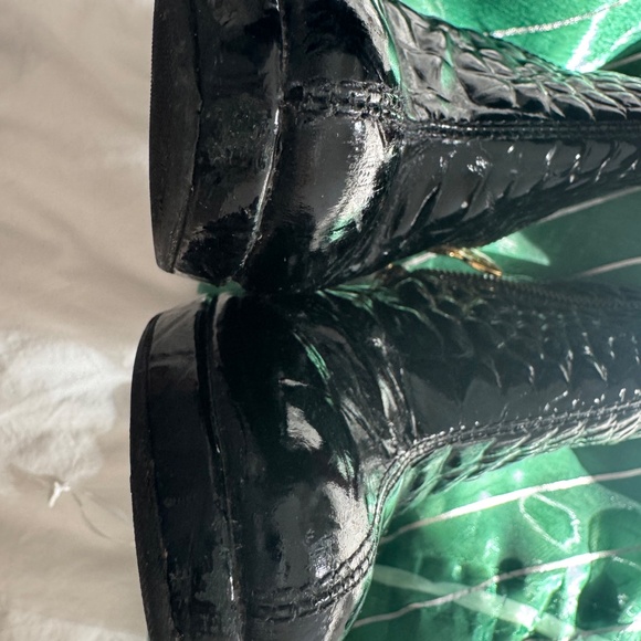 Tory Burch embossed croc ankle boots - Picture 4 of 4